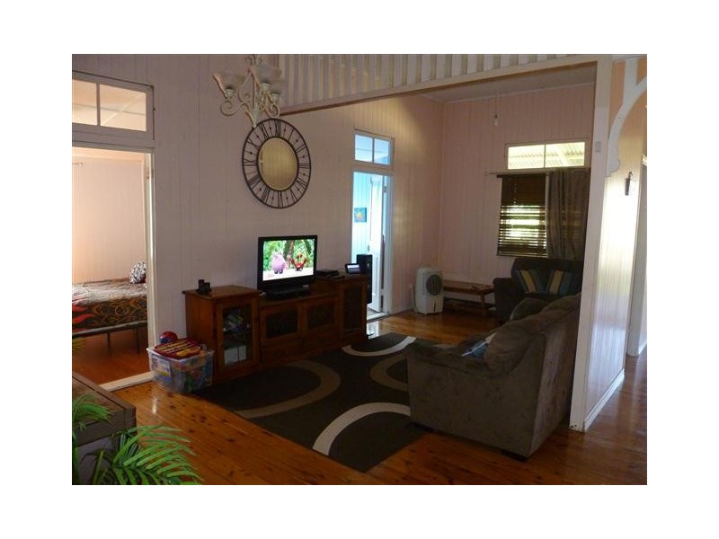 173 MCDOWALL ST, Roma QLD 4455