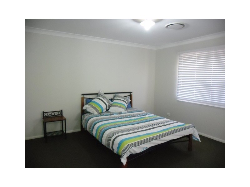 UNIT 1 and 2 RACECOURSE RD, Miles QLD 4415