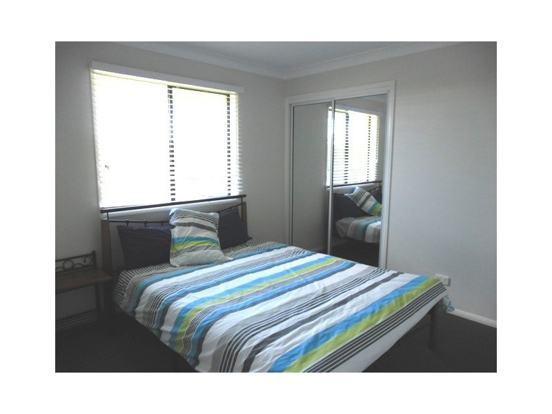 UNIT 1 and 2 RACECOURSE RD, Miles QLD 4415
