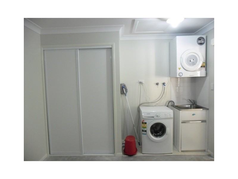 UNIT 1 and 2 RACECOURSE RD, Miles QLD 4415