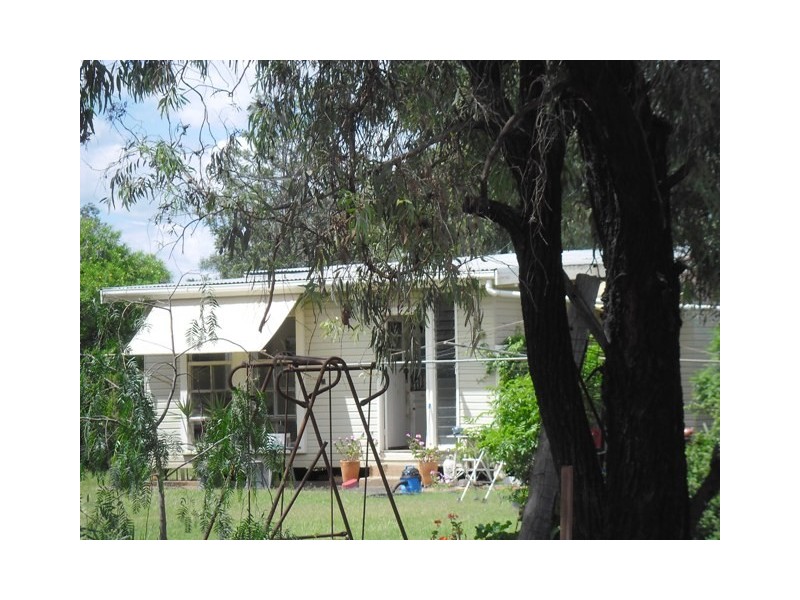 102 WILLIS ST, DRILLHAM, Drillham QLD 4424