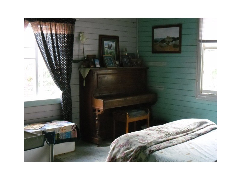 102 WILLIS ST, DRILLHAM, Drillham QLD 4424