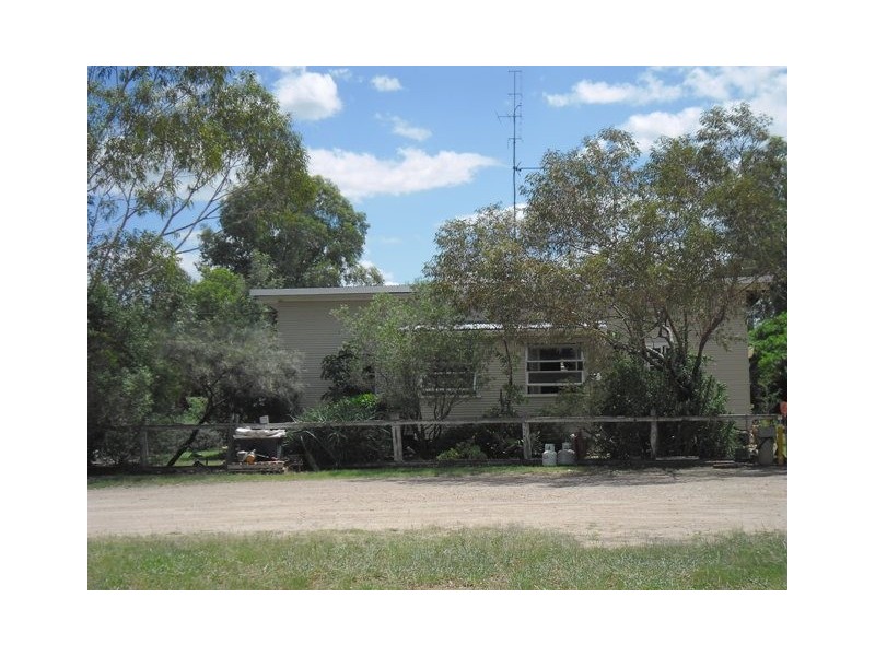 102 WILLIS ST, DRILLHAM, Drillham QLD 4424