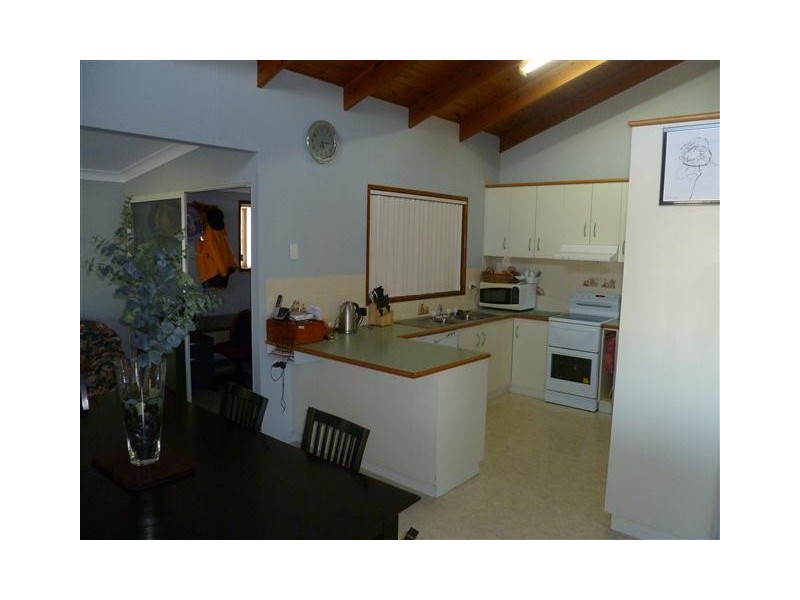 115 QUINTIN, Roma QLD 4455