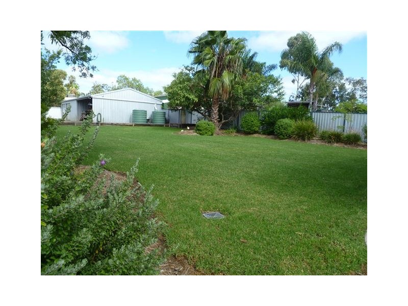 18 Queen St, Roma QLD 4455