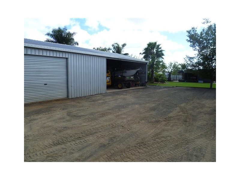 18 Queen St, Roma QLD 4455