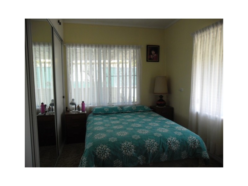 39 ELEANOR ST, Miles QLD 4415