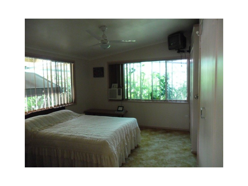 39 ELEANOR ST, Miles QLD 4415