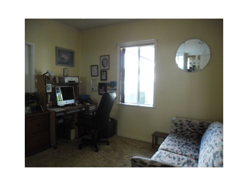 39 ELEANOR ST, Miles QLD 4415