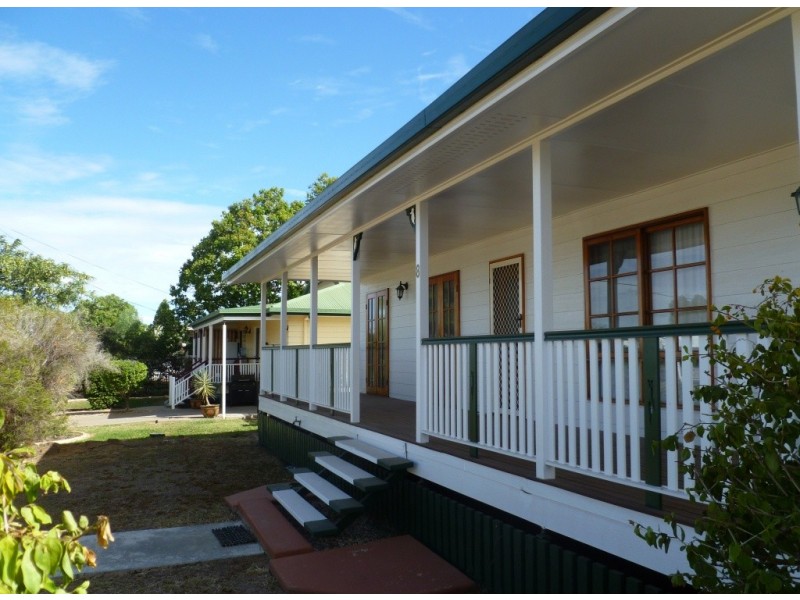 8 Alex Parade, Roma QLD 4455