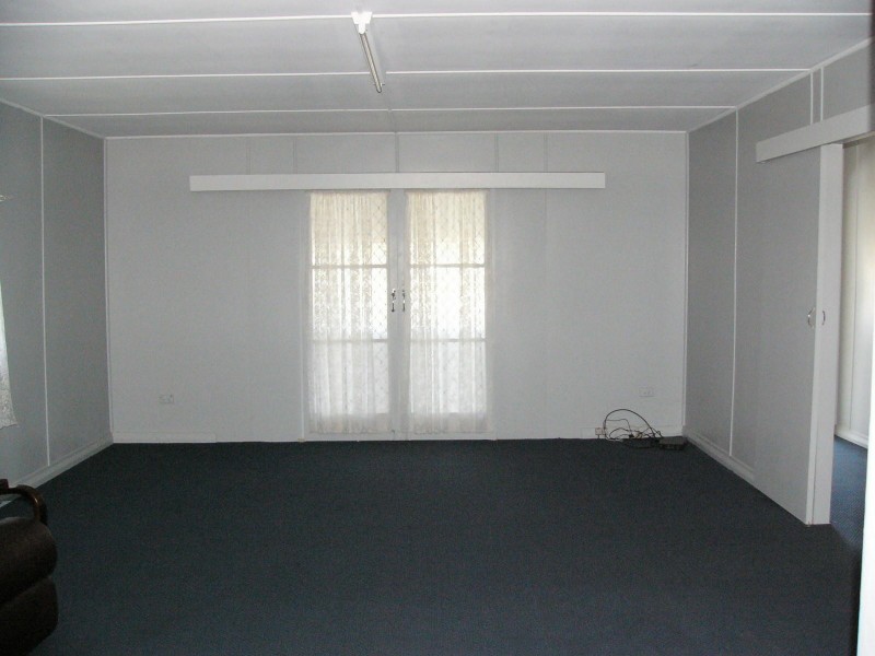 15 Dawson Street, Taroom QLD 4420