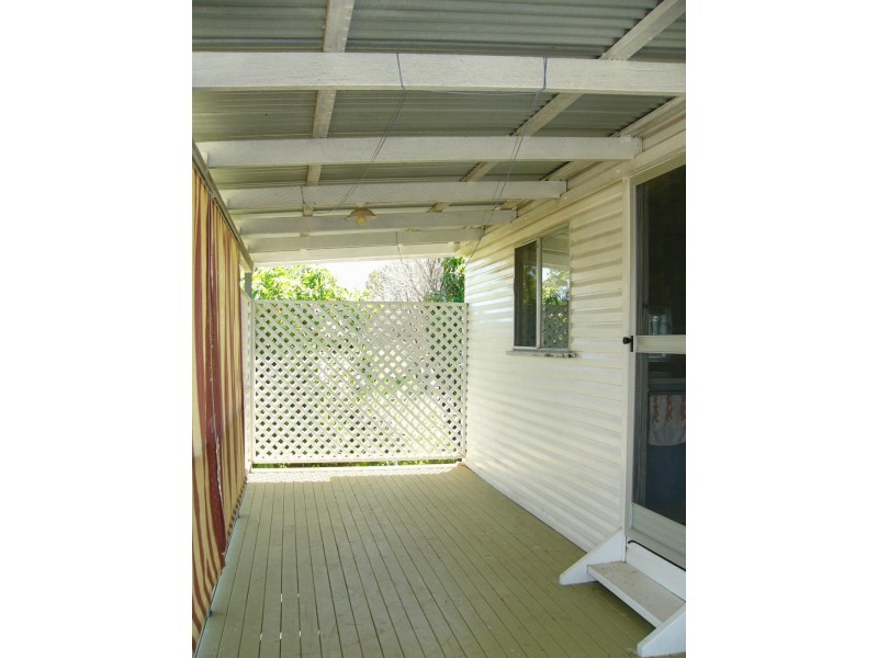 15 Dawson Street, Taroom QLD 4420