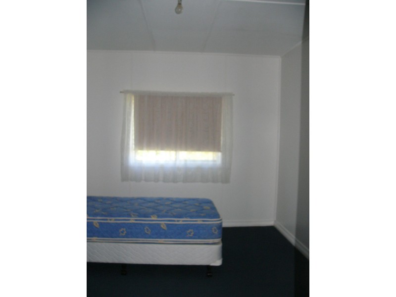 15 Dawson Street, Taroom QLD 4420