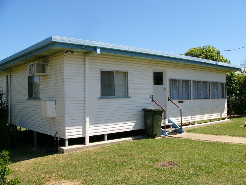 15 Dawson Street, Taroom QLD 4420
