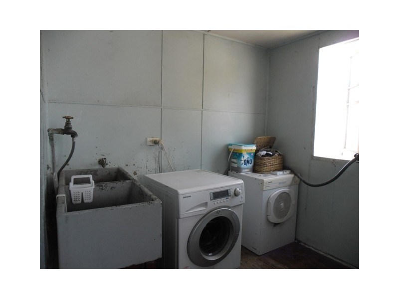 89 MARIAN ST, Miles QLD 4415