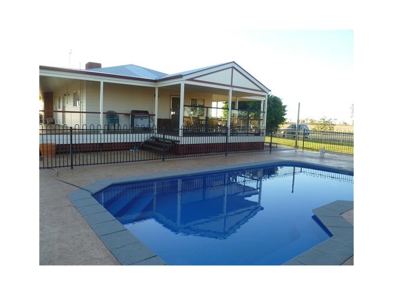287 EUTHULLA RD, Roma QLD 4455
