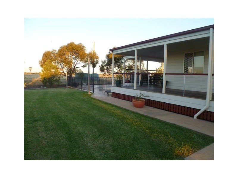 287 EUTHULLA RD, Roma QLD 4455