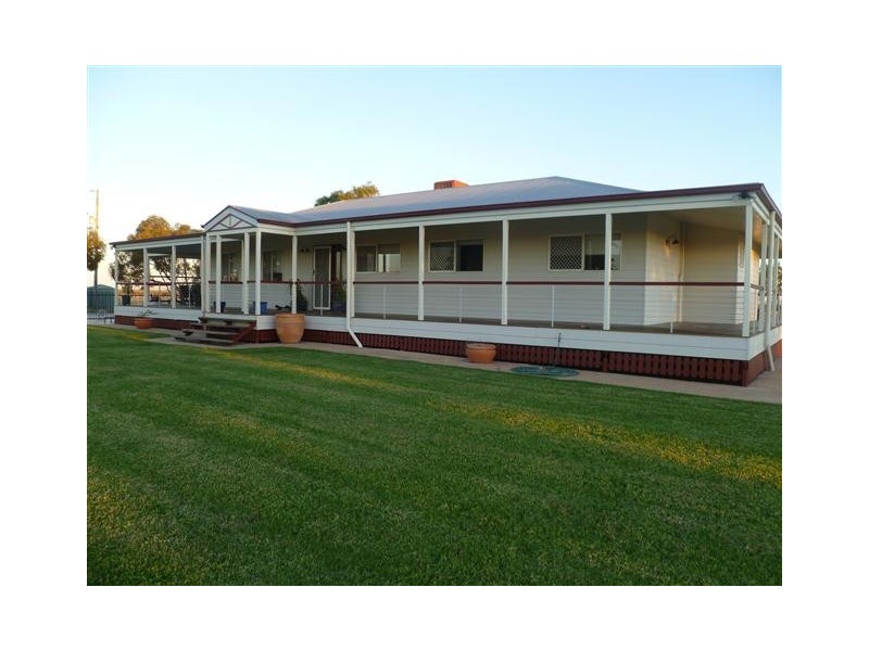 287 EUTHULLA RD, Roma QLD 4455