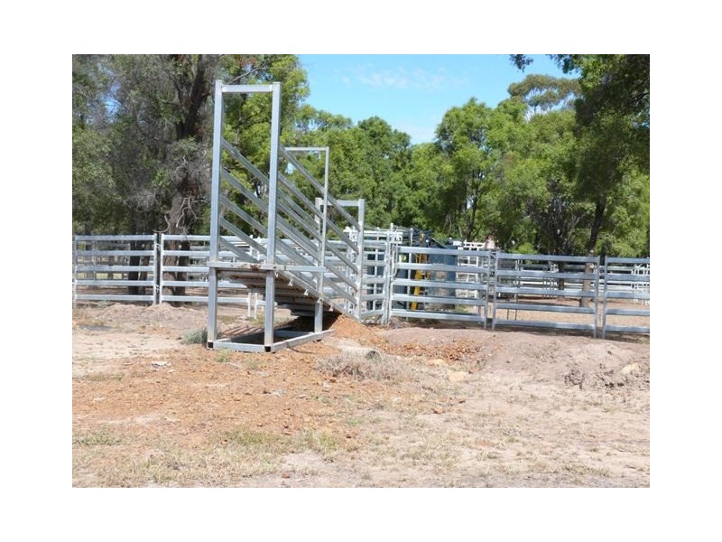 ” Dongara “, Roma QLD 4455