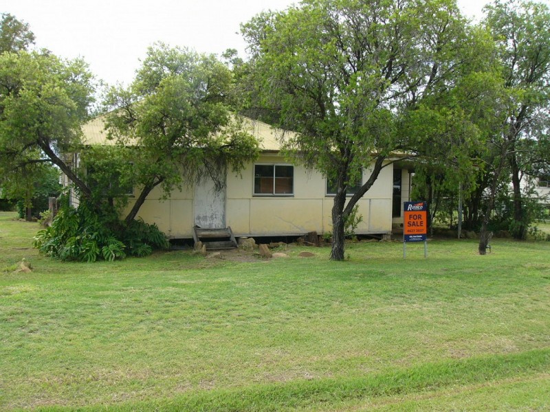 29 Martin Street, Taroom QLD 4420