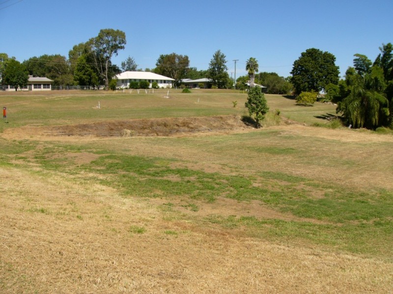 41 Bonner Street, Taroom QLD 4420