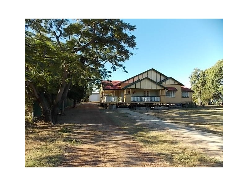 49 GARDEN STREET, Blackall QLD 4472
