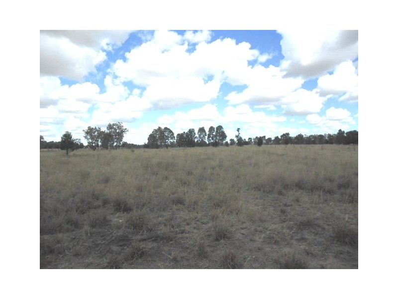 L 26 LEICHHARDT H’WAY, Condamine QLD 4416