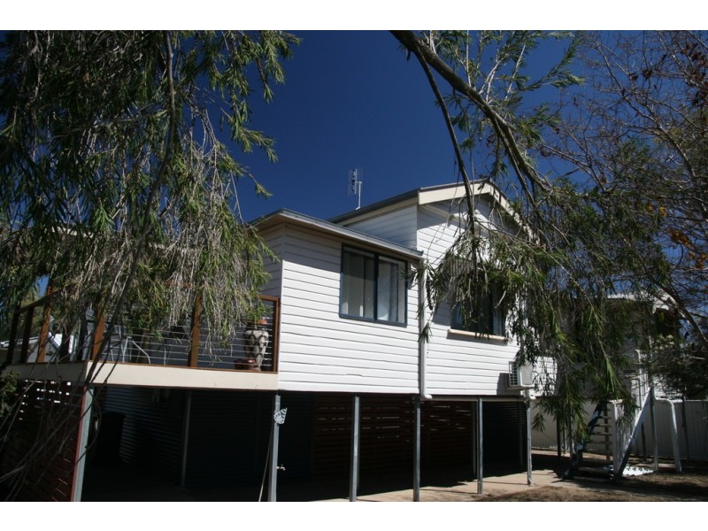 19 PINE STREET, Miles QLD 4415