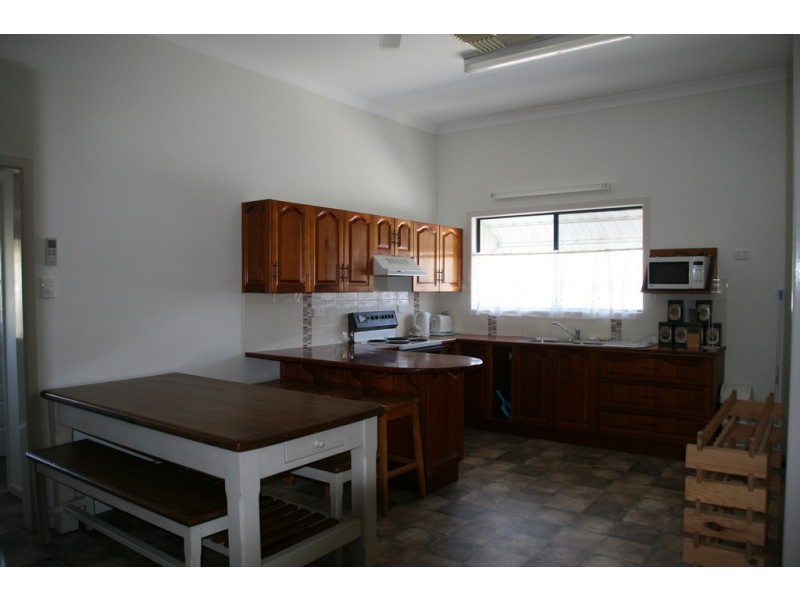 19 PINE STREET, Miles QLD 4415