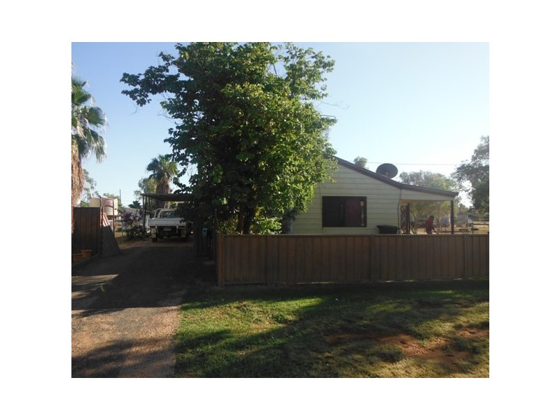 45 PEGLER STREET, Quilpie QLD 4480