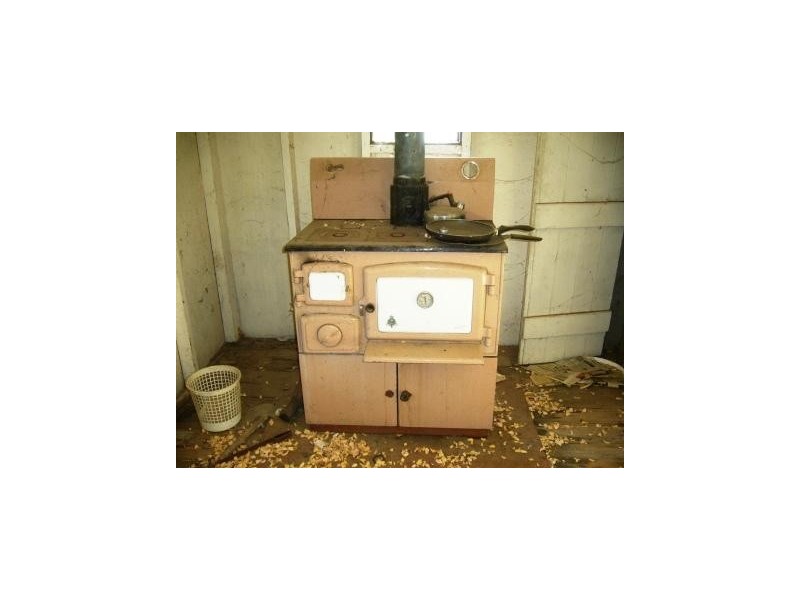 28 St Catherine Street, Isisford QLD 4731