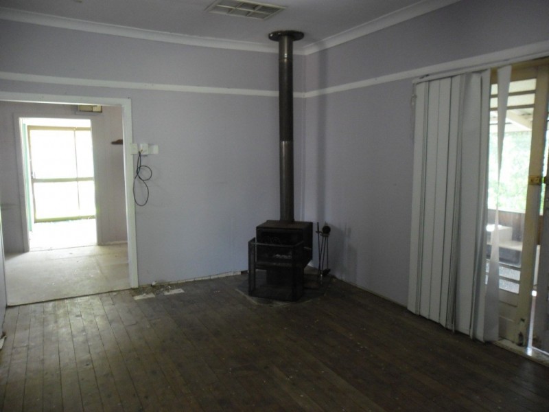 51 Hawkins Street, Miles QLD 4415