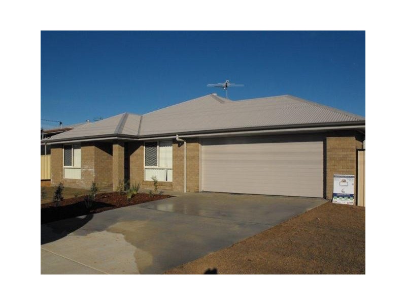 51 CURREY ST, Roma QLD 4455