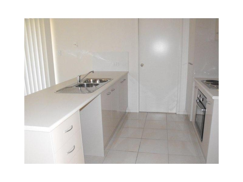 51 CURREY ST, Roma QLD 4455