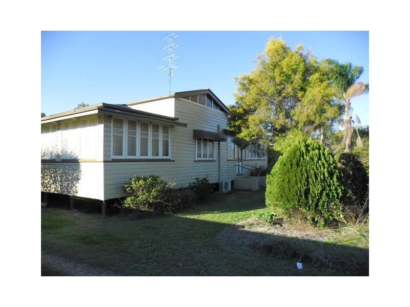 109 Murilla Street, Miles QLD 4415