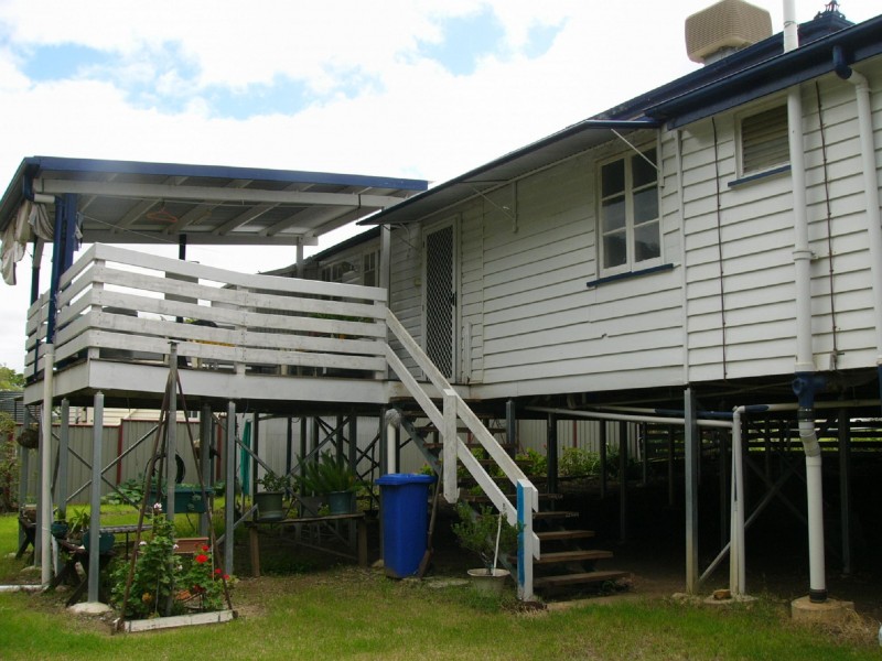 19 Dawson Street, Taroom QLD 4420