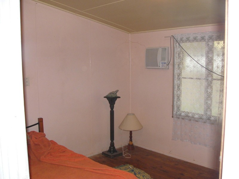 19 Dawson Street, Taroom QLD 4420