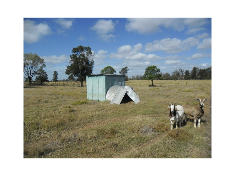 2 Lockyer Street, Drillham QLD 4424