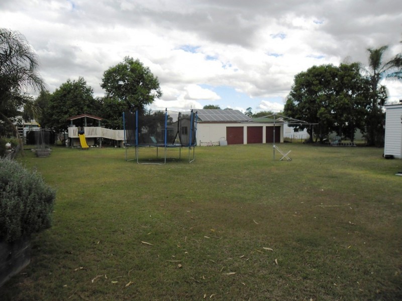 12 Edith Street, Miles QLD 4415