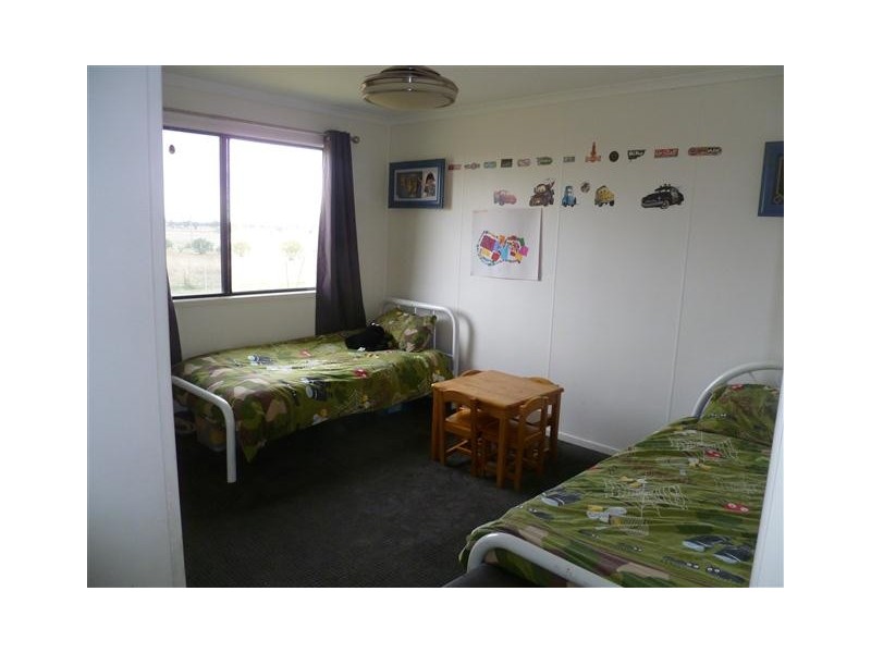 184 BOURNE DRIVE, Roma QLD 4455