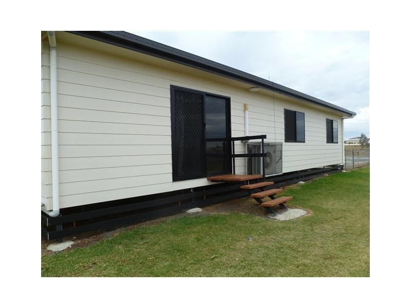 184 BOURNE DRIVE, Roma QLD 4455