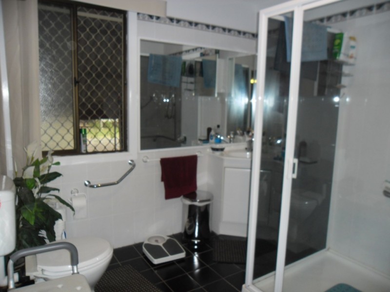 11 Temple Street, Dulacca QLD 4425