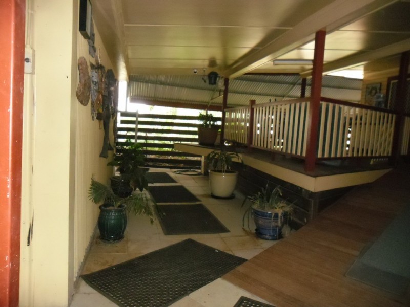 11 Temple Street, Dulacca QLD 4425