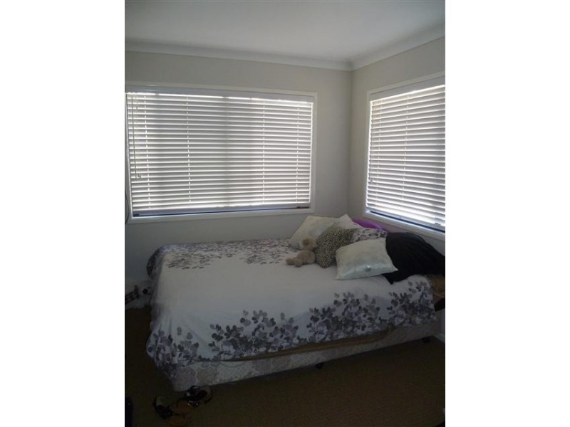 9 Charles Street, Roma QLD 4455