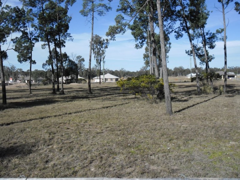 99 Racecourse Road, Miles QLD 4415