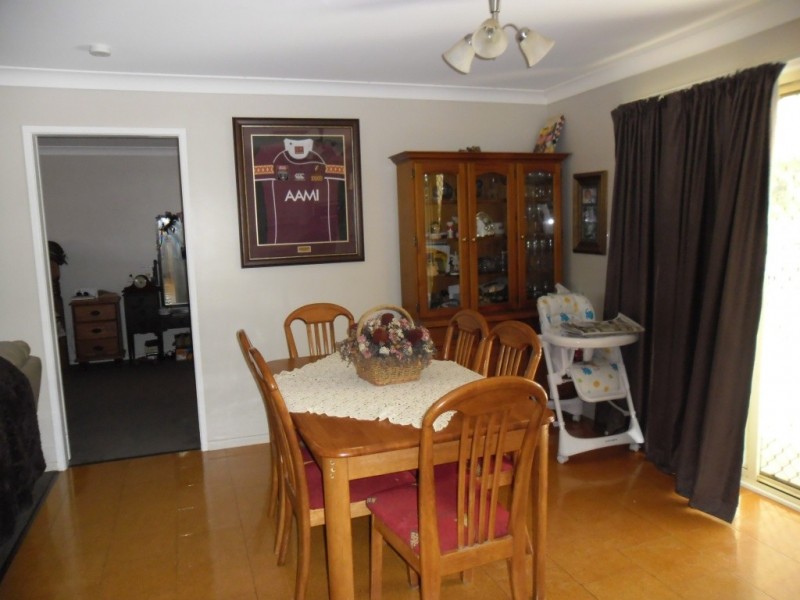 99 Racecourse Road, Miles QLD 4415