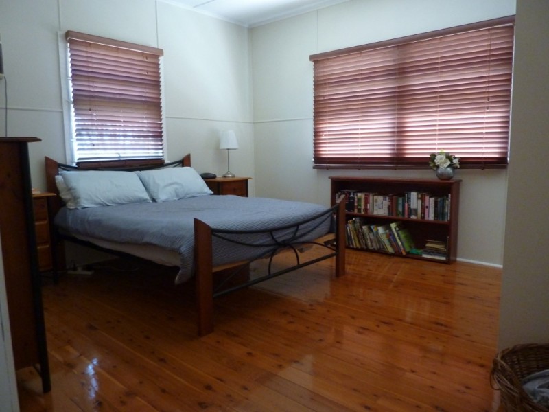 56 MCNULTY STREET, Miles QLD 4415