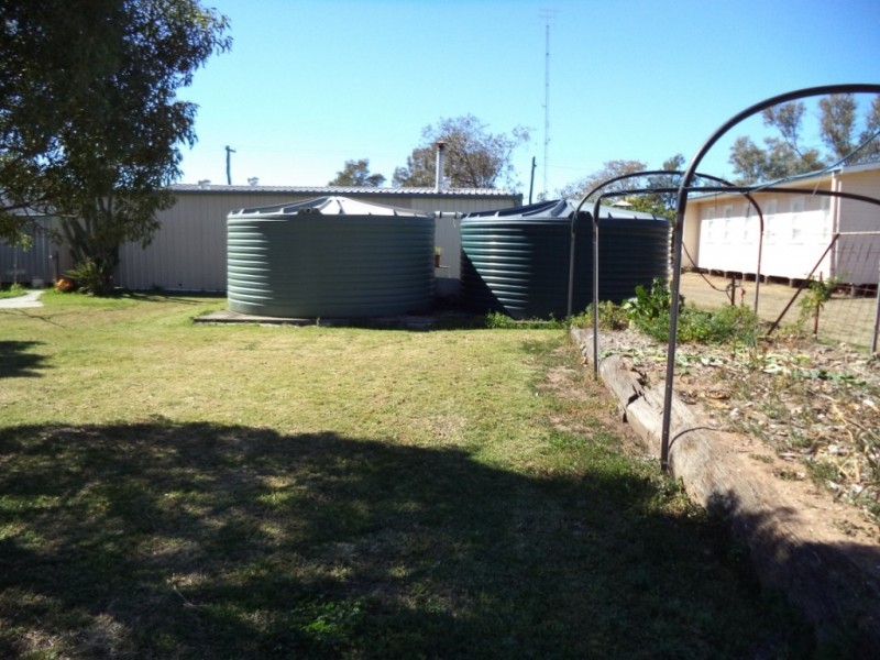 7 Temple Street, Dulacca QLD 4425