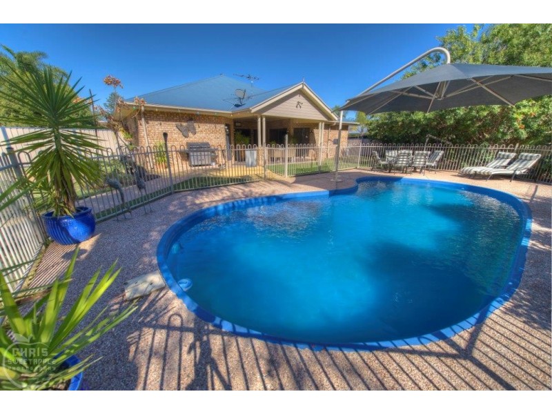 45 Daisy Street, Miles QLD 4415