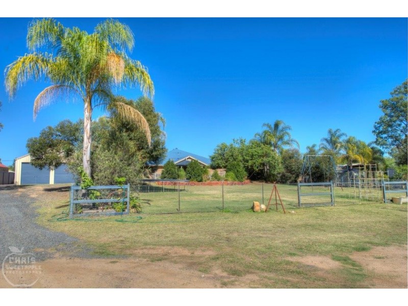 45 Daisy Street, Miles QLD 4415